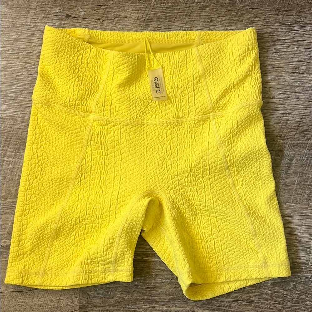 GIGI C Mila Yellow Short Size Small
